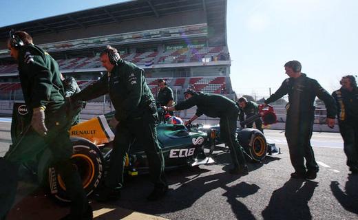 Фото Caterham и Lotus