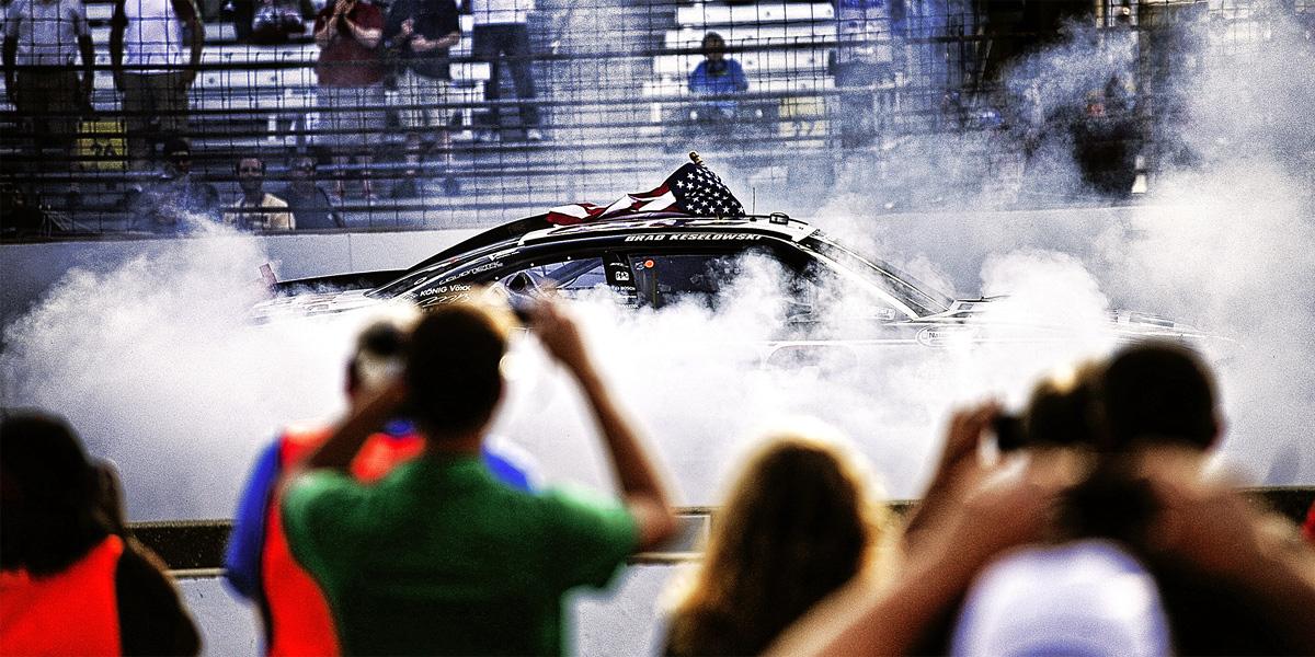 Фото Ford, Hendrick Motorsports, Dodge и Владимира Кузьменко