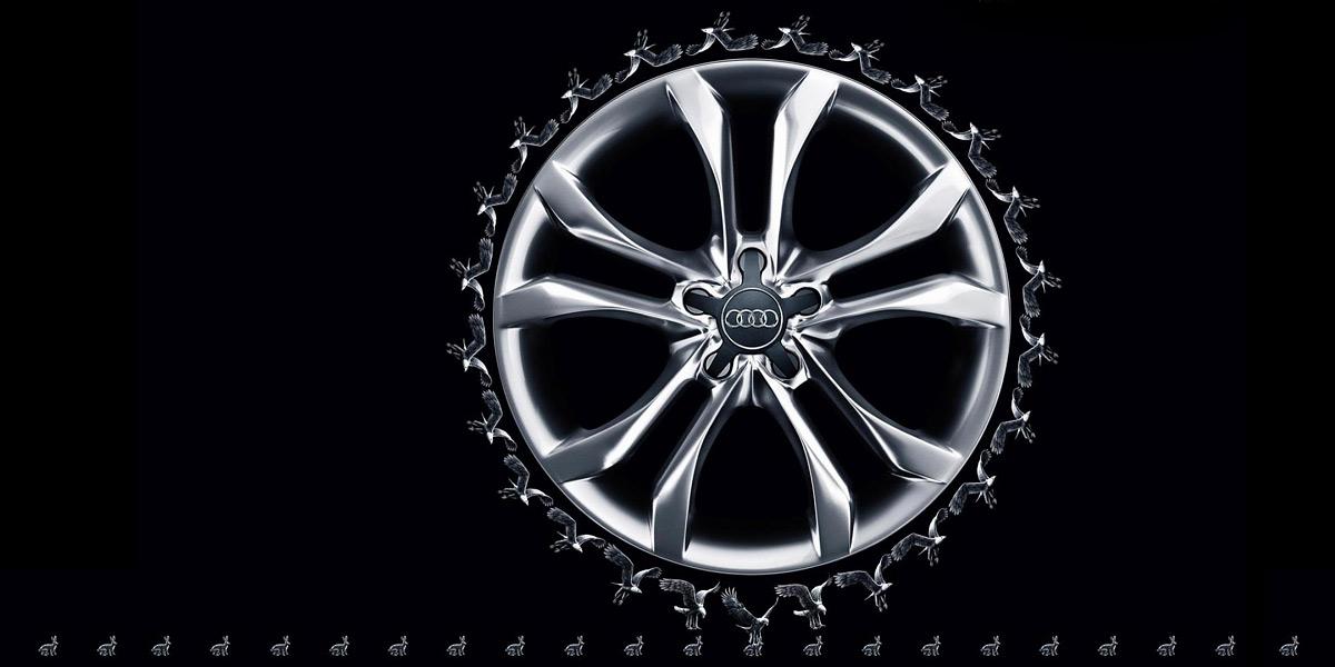 Фотографии производителей и рекламный постер Audi