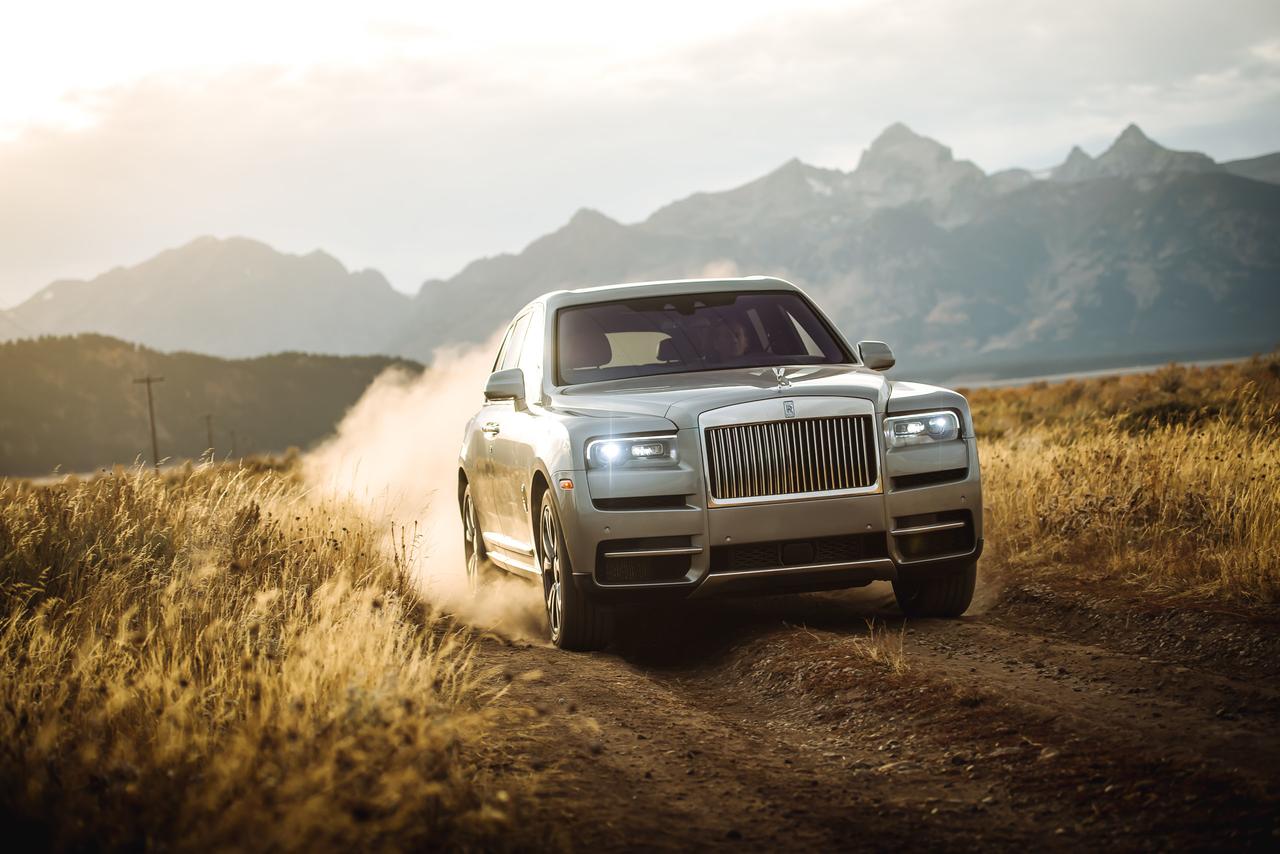  Cullinan покидает асфальт