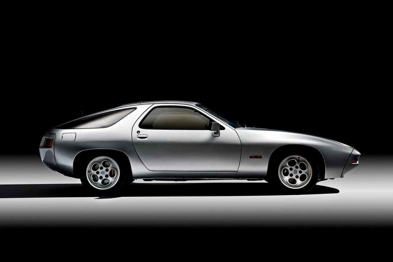 Porsche 928: свой среди чужих, чужой среди своих
