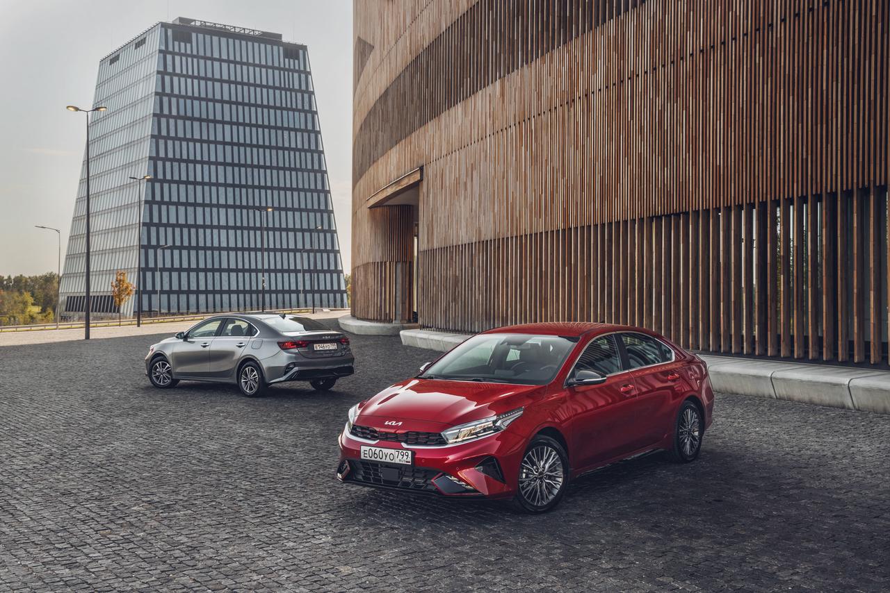 Быстрое знакомство с обновленным седаном Kia Cerato