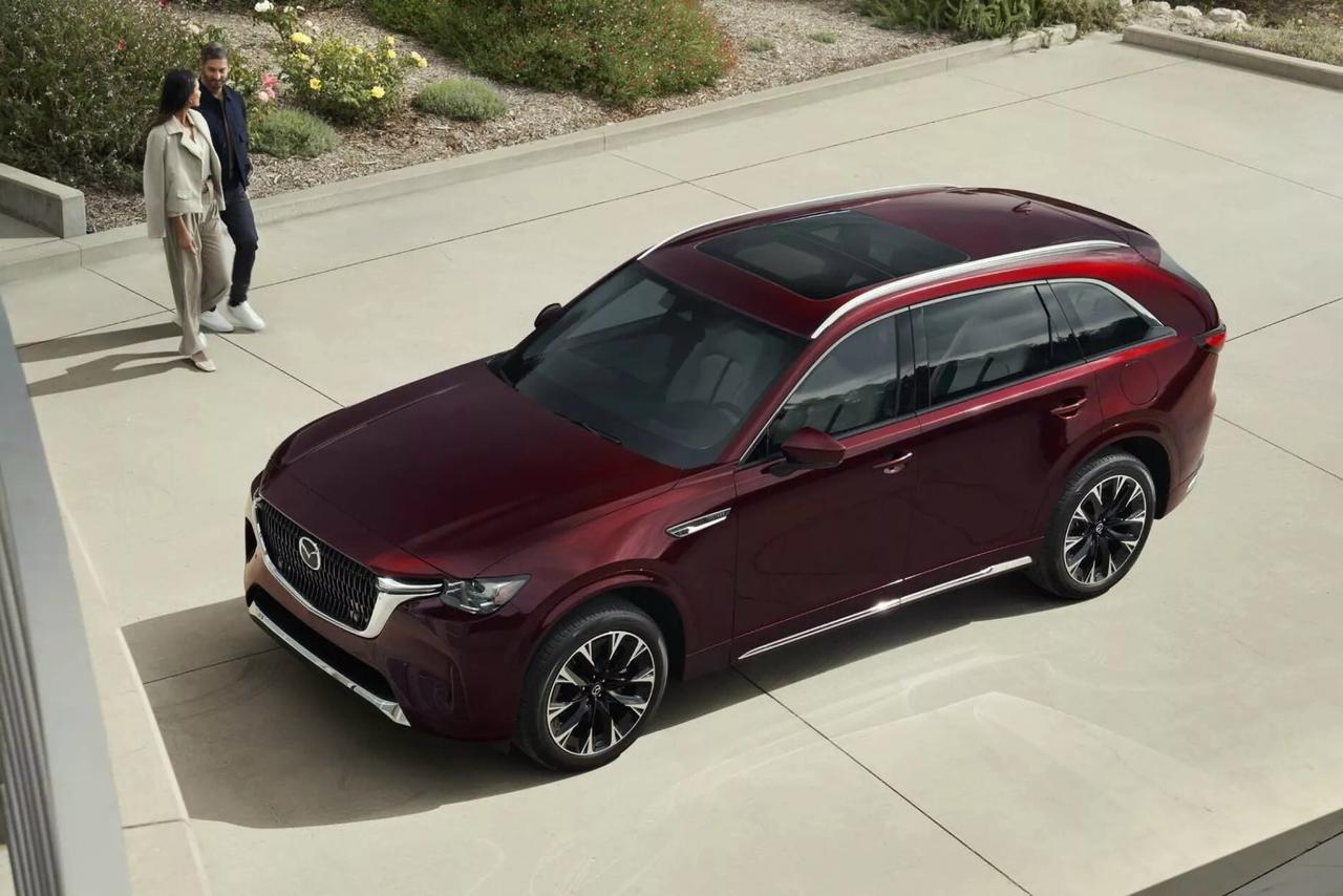 Представлен новый флагман Mazda — трёхрядный кроссовер CX-90