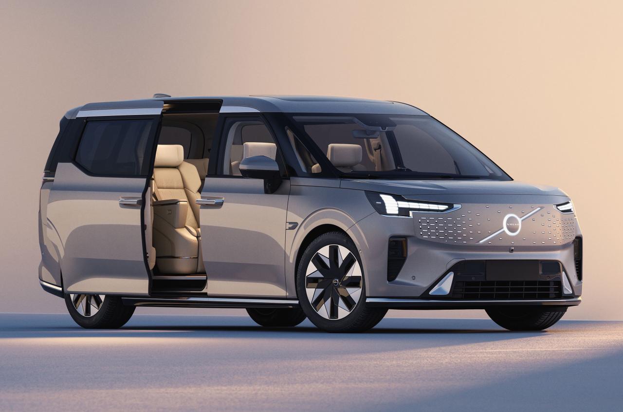 Volvo EM90