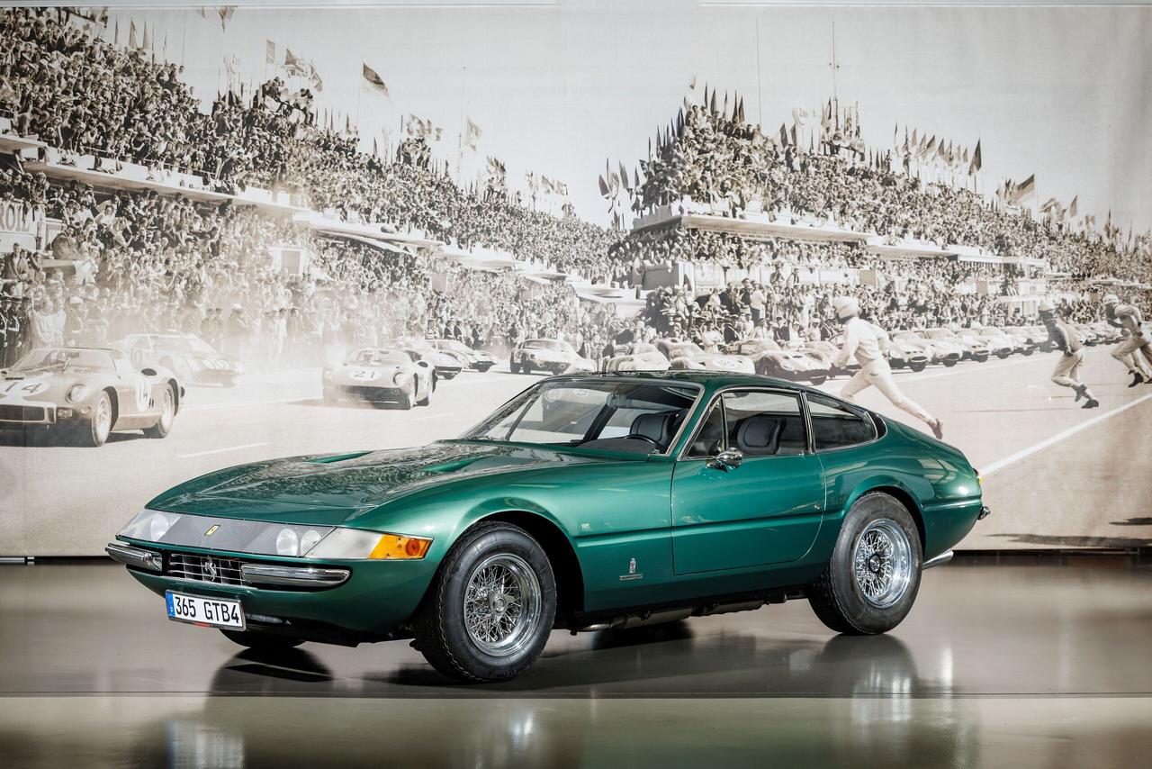 Ferrari 365 GTB/4 Daytona