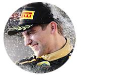 Чем запомнилась [карьера Виталия Петрова](http://motor.ru/articles/2013/02/04/petrov/) в Формуле-1
