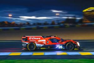 На двое суток [становимся тенью](http://motor.ru/articles/2016/07/07/lemans/) гонщика «24 часов Ле-Мана»