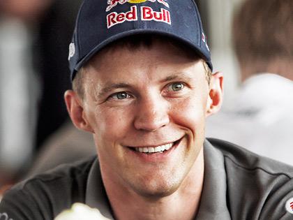 Маттиас Экстрем, 
%двукратный чемпион DTM, пилот Audi:
%«Я могу гарантировать, что гонка в России будет одной из самых интересных в сезоне. DTM нечасто приезжает на новые трассы, никто из нас никогда не гонялся на Moscow Raceway, а сейчас у нас есть в распоряжении всего одна 90-минутная тренировка, чтобы познакомиться с трассой – и сразу квалификация. Это будет невероятно интересный уикенд! Кроме того, у болельщиков есть шанс прийти в паддок, понаблюдать за работой в боксах. DTM – это огромная индустрия. Приходите и убедитесь!».