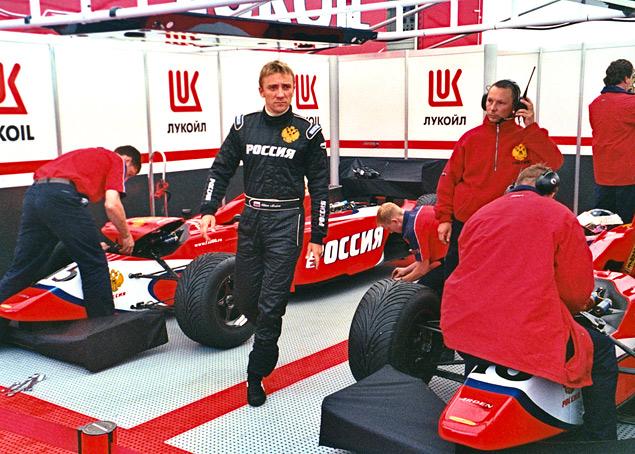 Виктор Маслов в 2001 году. Фото Владимира Маккавеева
