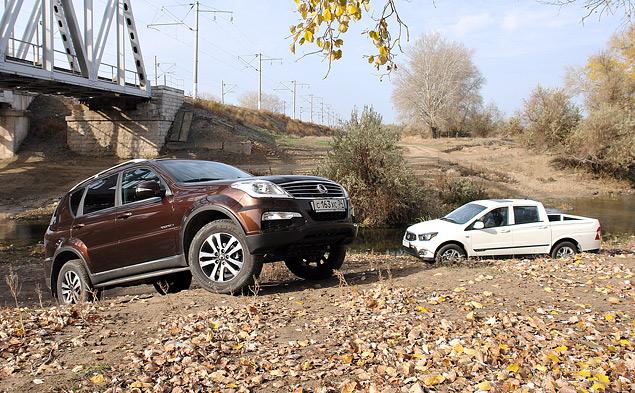 Из парочки Rexton -- Actyon Sports мы бы отдали предпочтение пикапу: он честнее
