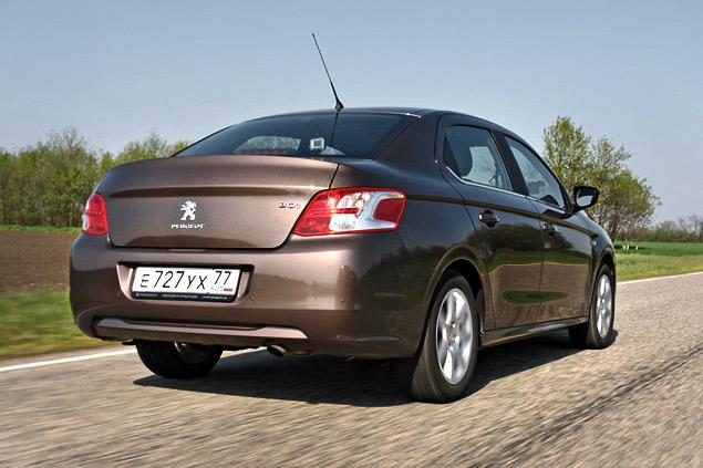 По управляемости лидер -- Peugeot 301 с самым слабым мотором 1.2. А вот по удобству управления ускорением и по величине тяги безусловный лидер -- турбодизель.