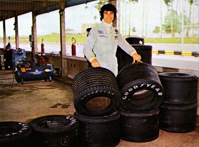 Пилот команды Tyrrell Франсуа Севэр на тестах шин 1972 года в Бразилии