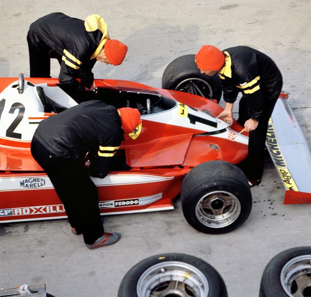 Ferrari 312T3 Жиля Вильнева на Гран-при США 1978 года. Болид обут в радиальные шины Michelin