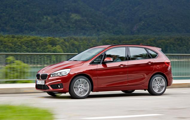 На 2-Series Active Tourer можно будет заказать полностью светодиодную оптику головного света.