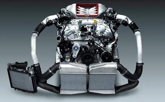 После смены поколения GT-R сохранит нынешнюю V-образную шестерку с двумя турбинами, но ее мощность увеличится примерно на 100 лошадиных сил.