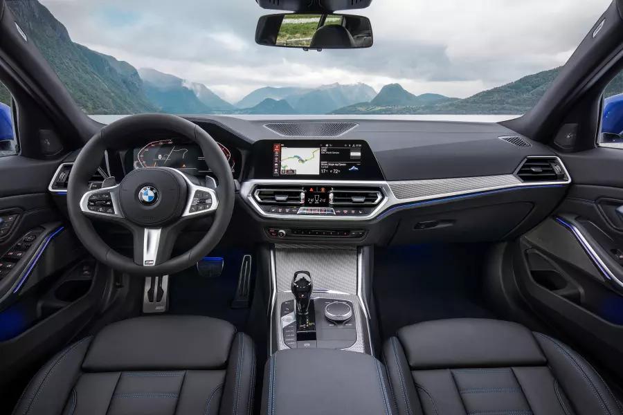 Дореформенный салон BMW 3-Series