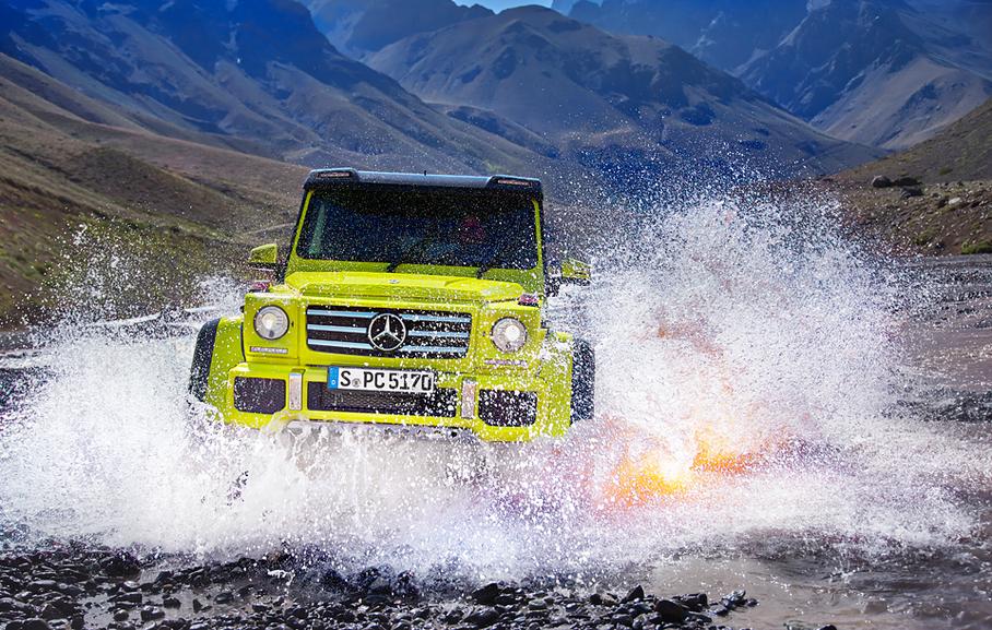 Под колесами G 500 4x4² даже вода закипает
