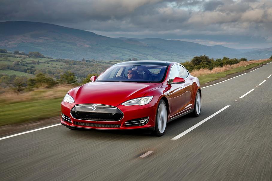 Почему Tesla теряет деньги