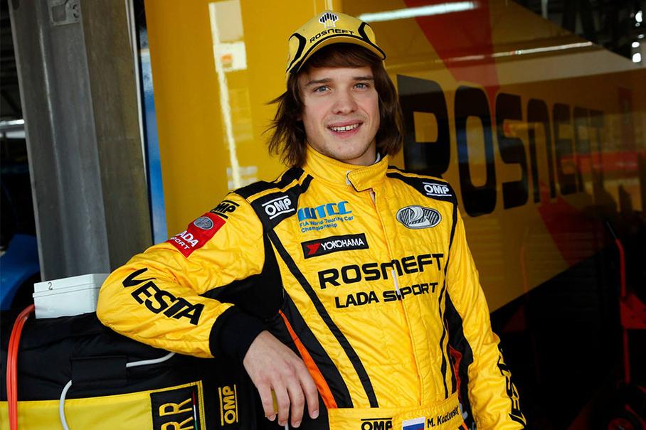 С 2013 года в WTCC у Шаповалова выступали два российских пилота: Алексей Дудукало и Михаил Козловский. Первый не провел за «Ладу» ни одной гонки и был уволен после того, как в квалификации выбил напарника, а второй продержался в Lada Sport полтора сезона, но высоких результатов так и не показал.