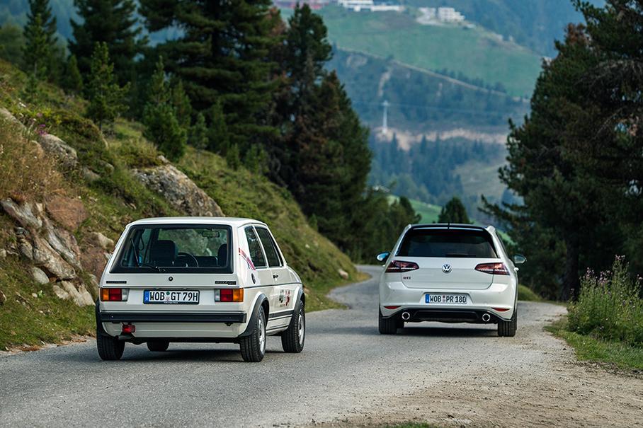 Длина первого VW Golf GTI — 3985 мм длина, а ширина — всего 1680 мм. Для сравнения, цифры GTI Clubsport: 4268 мм и 1790 мм соответственно.