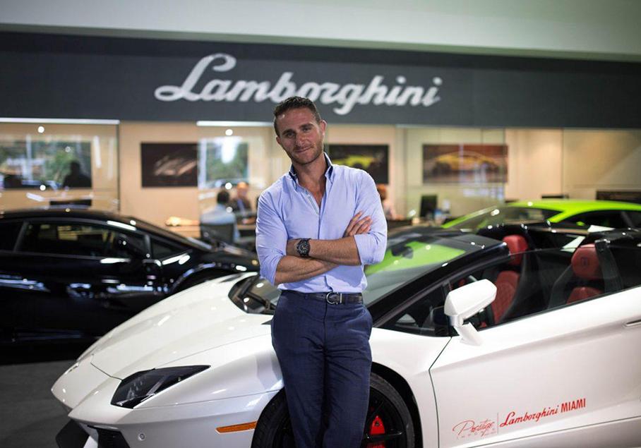 Бретт Дэвид в шоу-руме Prestige Imports