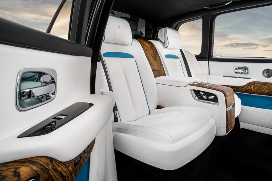 Rolls-Royce Cullinan: первый контакт