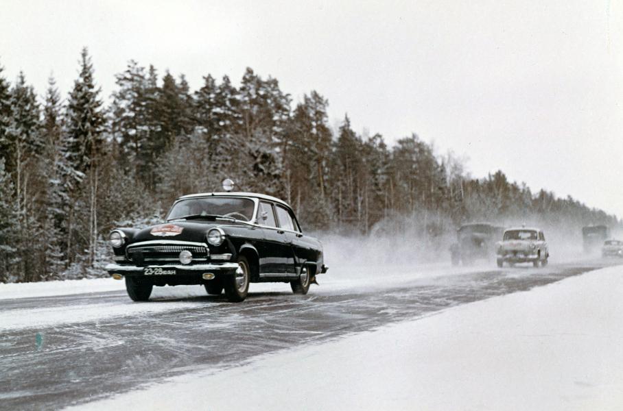 Волги против Mini