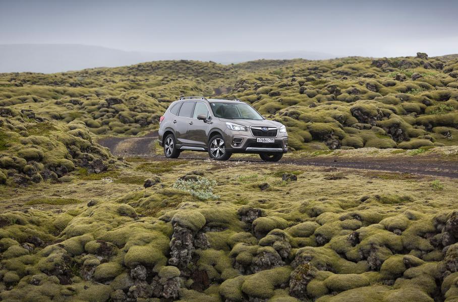 Путешествуем по Исландии на Subaru