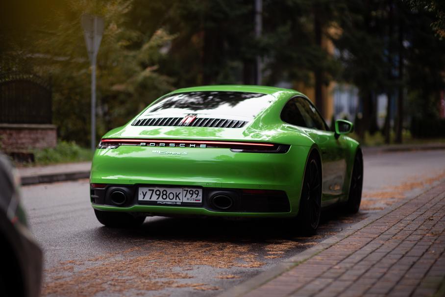 Проверяем новый Porsche 911 дорогами Калининграда