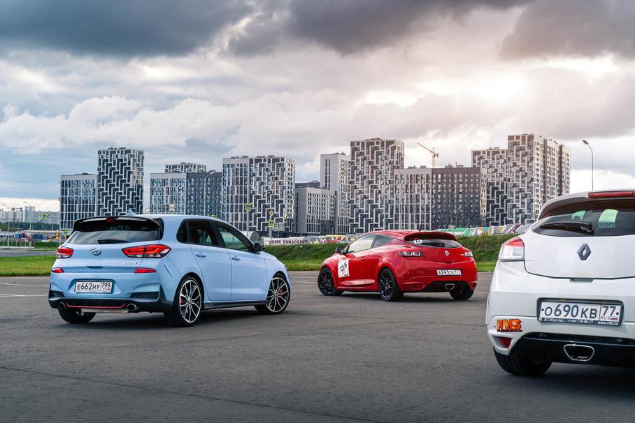 Hyundai i30 N против Renault Megane RS