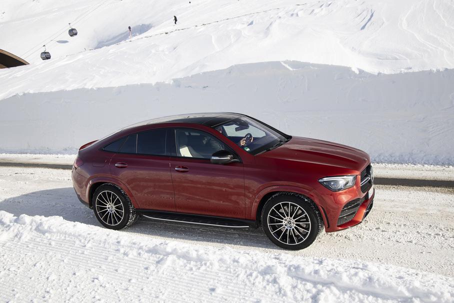 Первый тест купе-кроссовера Mercedes-Benz GLE Coupe