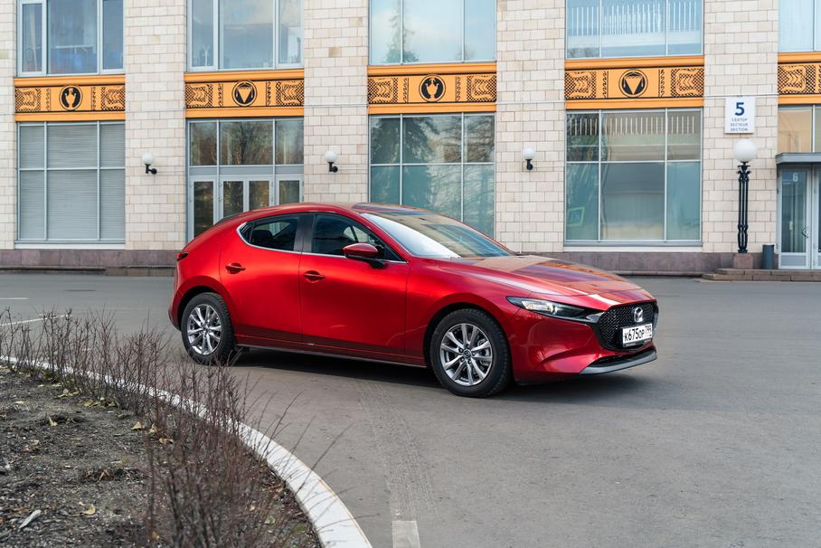 Месяц живем с новой Mazda3: часть вторая
