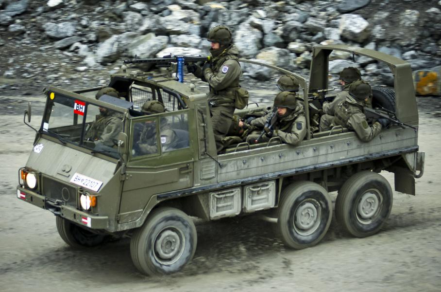 Steyr-Puch Pinzgauer 712