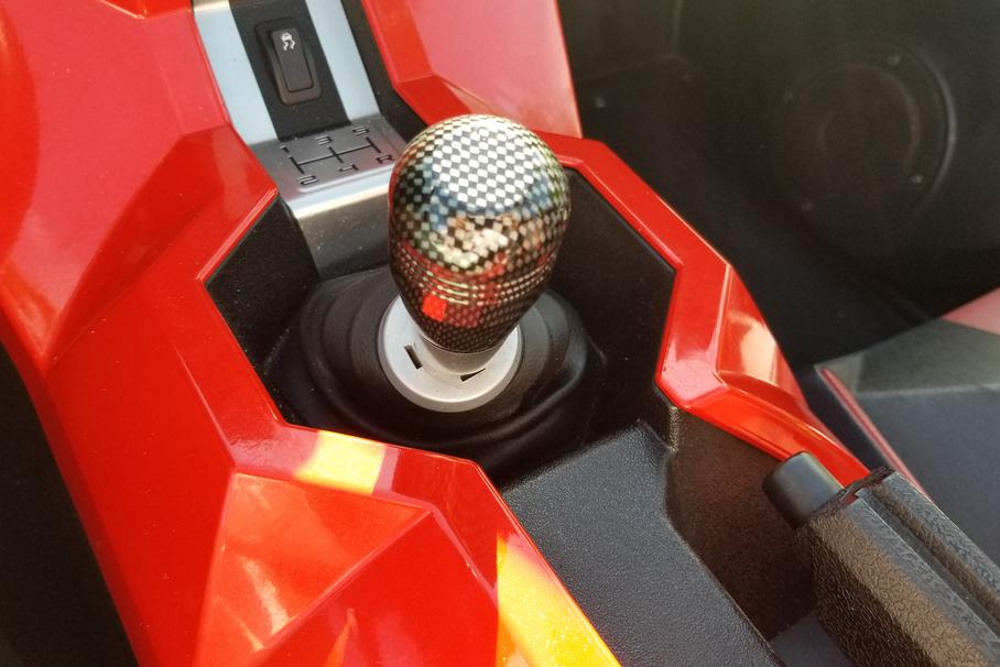 Тест трицикла Polaris Slingshot
