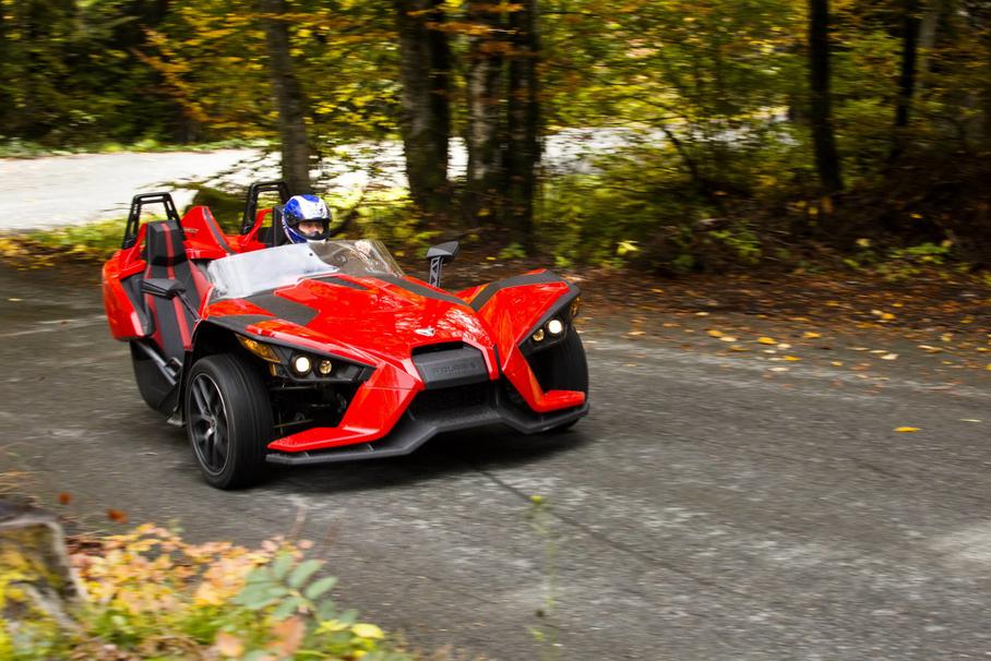 Тест трицикла Polaris Slingshot