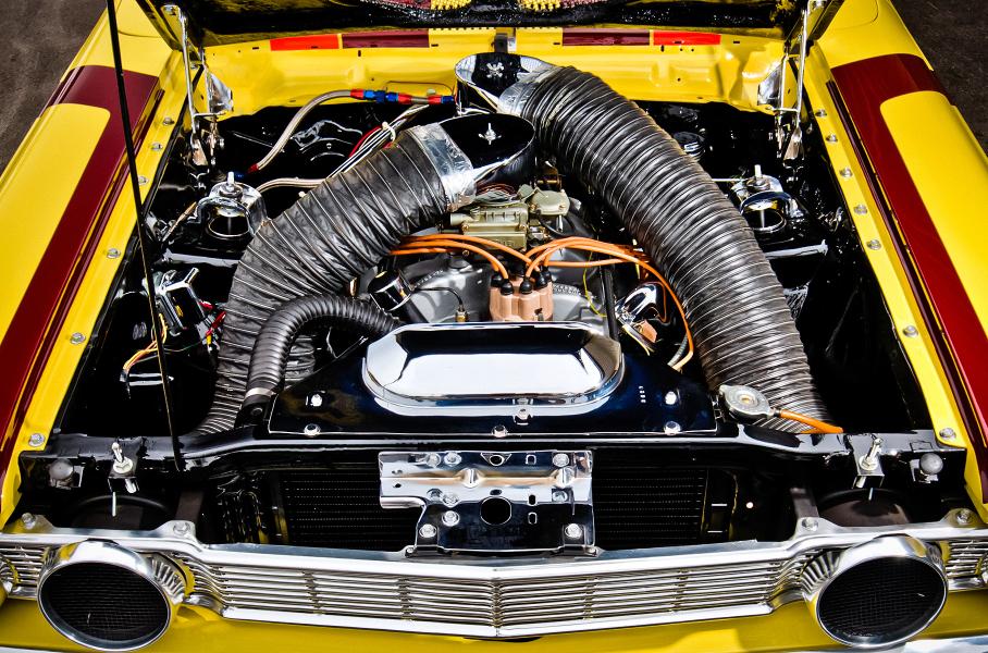 Мотор Ford FE V8 в Ford Fairlane Thunderbolt