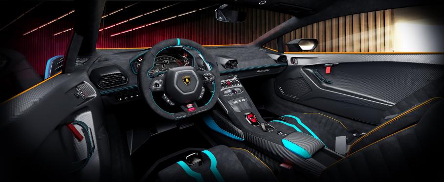 Гоночный Lamborghini выпустили на улицы