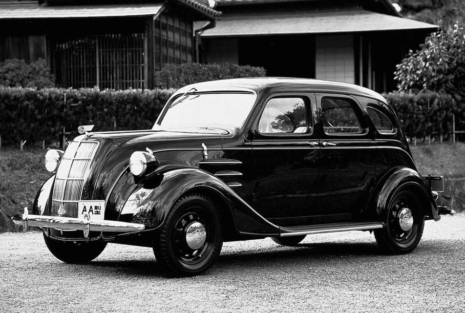Какие модели были первыми у сегодняшних автогигантов? Часть 2