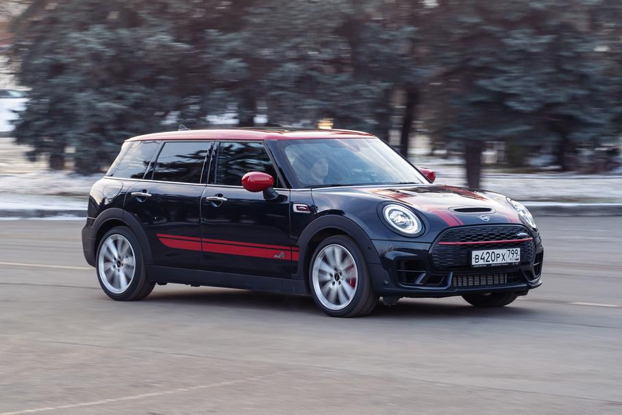 Тестируем самый быстрый Mini. И это... шестидверный универсал