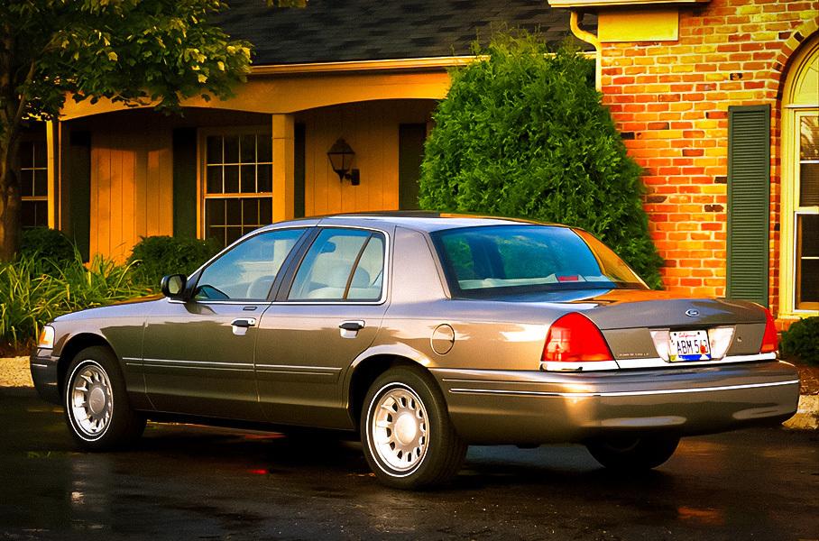 Ford Crown Victoria