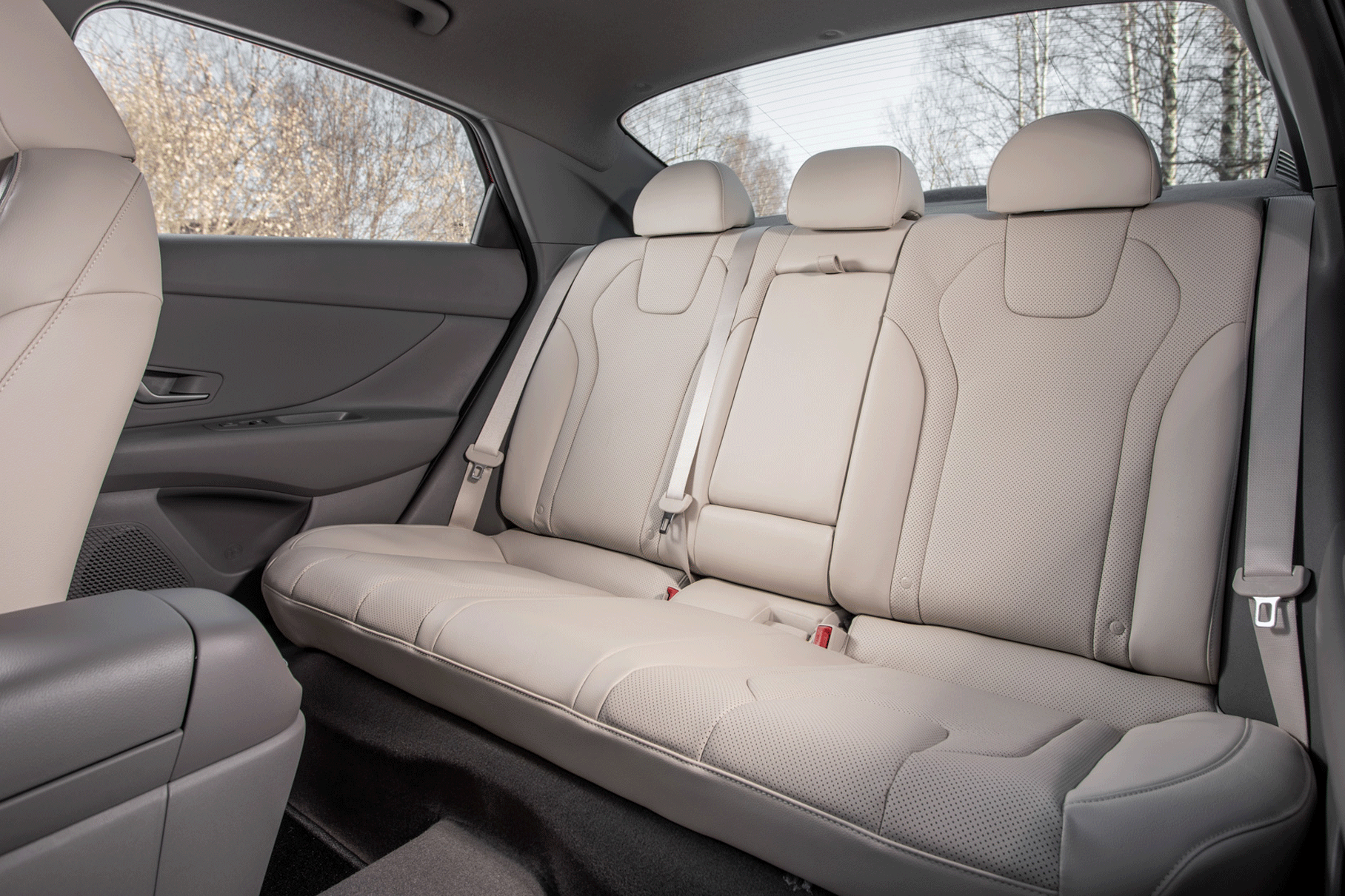 Тест Hyundai Elantra: тайна загадочного кружка
