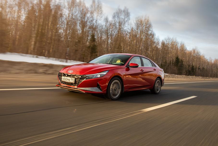Тест Hyundai Elantra: тайна загадочного кружка