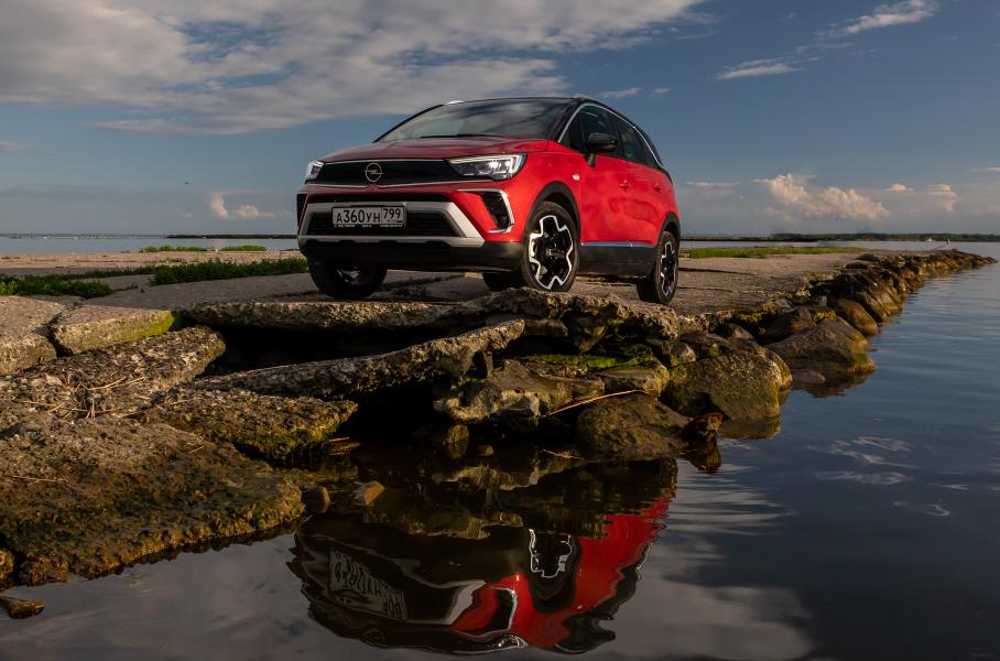 Opel Crossland: (не)бюджетный кроссовер, с которым немцы возвращаются в Россию