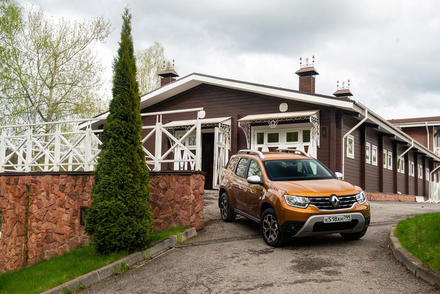 Турбомотор и вариатор: тестируем самый дорогой Renault Duster