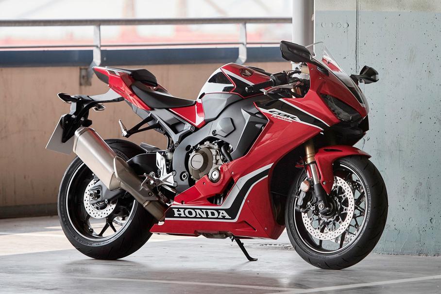 Honda CBR1000RR Fireblade 2017–2019 годов