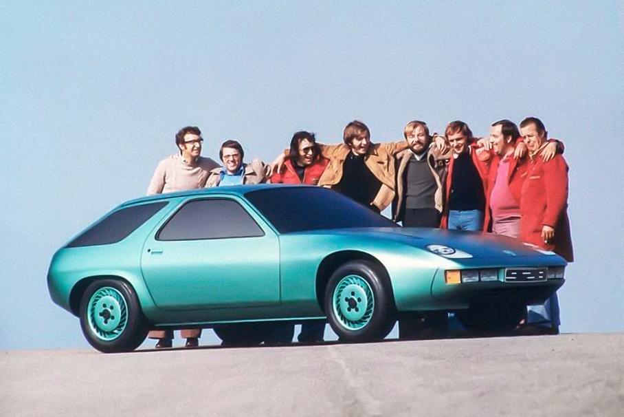Porsche 928: свой среди чужих, чужой среди своих