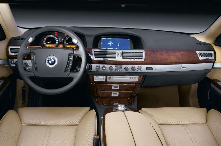 BMW 7 series (E65)