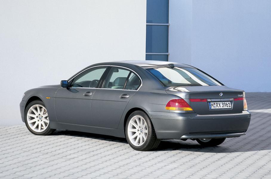 BMW 7 series (E65)