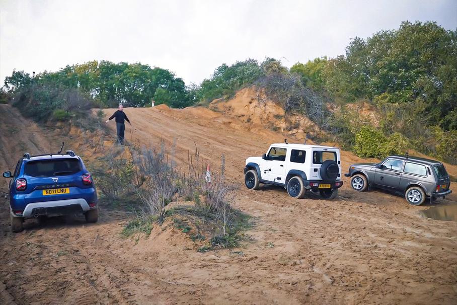 Видео: Lada Niva сразилась на бездорожье с Renault Duster и Suzuki Jimny