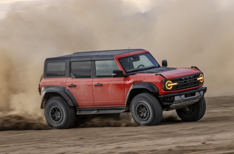 Ford Bronco Raptor, новая Toyota Sequoia и летающий автомобиль AirCar: главное за неделю